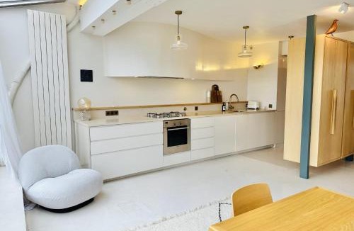 Quartier de la Porte-Saint-Denis Apartment | Exceptional duplex- Paris Centre