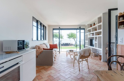 Andernos-les-Bains Villa | Exceptional residence with sea view