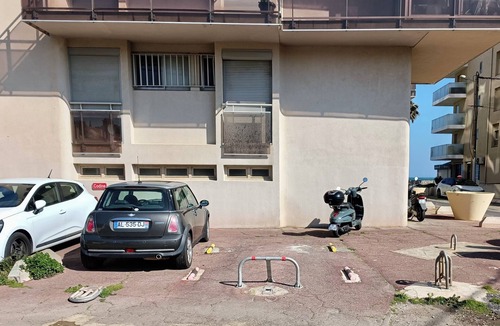 La Jetee Apartment | Exceptional View, Waterfront Apartment