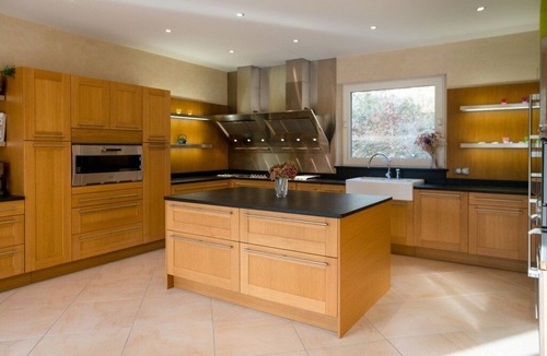 Montigny-le-Chartif Villa | Exceptional property with generous, elegant spaces. 5* Villa