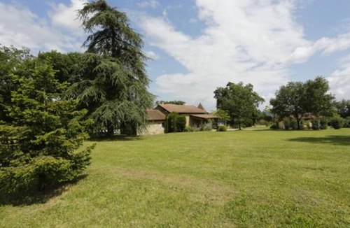 Lagarde House | Exceptional gite for 4 people with private pool