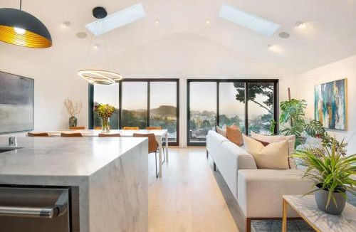 Forest Knolls Villa | Exceptional Hilltop View Villa