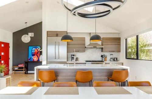 Forest Knolls Villa | Exceptional Hilltop View Villa