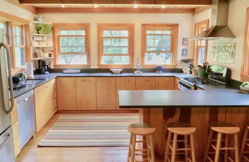 Aquinnah House | Exceptional home w/AC, modern amenities, private & peaceful, walk to beach.