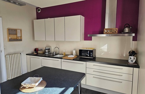 Caserne Mellinet House | Exceptional house with 2 large gardens near center of Nantes. 31 people max.