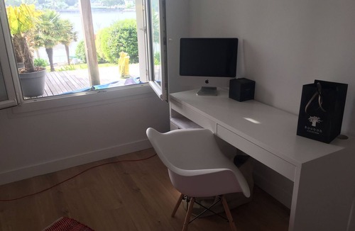 Le Relecq-Kerhuon House | Exceptional location for this waterfront house