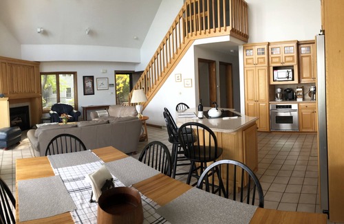 Seneca Falls House | Exceptional Lakefront Getaway, All the Activities & Year Round Comfort