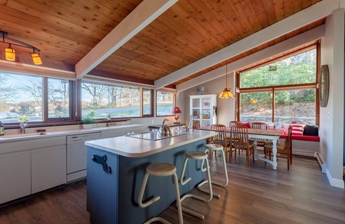 West Wareham House | Exceptional Lakefront "Deck" House with incredible water views!