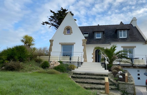 Locmaria-Plouzane Villa | Exceptional ocean view