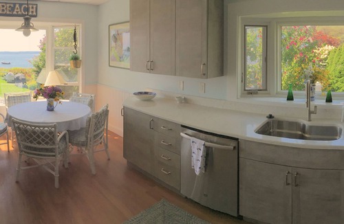 Kennebunk House | Exceptional Oceanfront House With Private Beach & Backyard