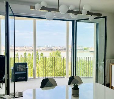 Bastide-Brazza Apartment | Exceptional panoramic view