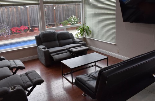 Edenvale House | Exceptional/Pool/Mountain view/2300Sqft²/King/4B/2.5B/400MB+Spd