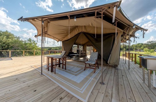 Marble Falls RV Rental | Exceptional Safari Tent Rental in Burnet, Texas, for Unforgettable Glamping Escapes