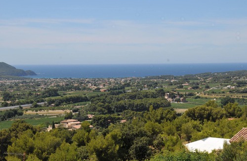 La Cadiere-d'Azur Villa | Exceptional sea, original contemporary villa, pool overflow
