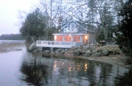 Surry Cottage | Exceptional Toddy Pond Cottage with C/A