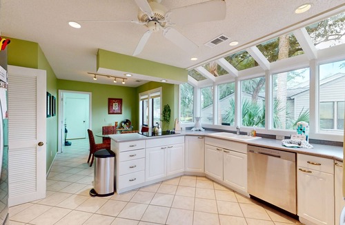 Sea Pines Villa | Exceptional Vacation Home with Community Pool and Tennis