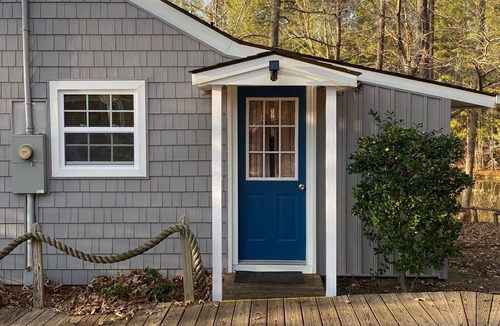 Henrico House | Exceptional Views, Island, 4BR, 2-Canoe ,5-Kayaks,2-Paddle Boats, Doc