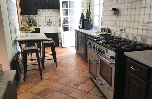 Les Angles House | Exceptional XVIIᵉ property near Avignon - Charm & breathtaking views