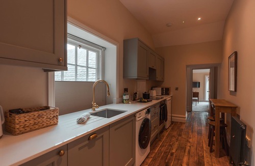 High Peak Apartment | Exceptionally large one bedroom Suite