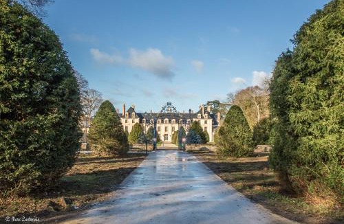 Abondant Apartment | Exceptionnel Château près de Paris