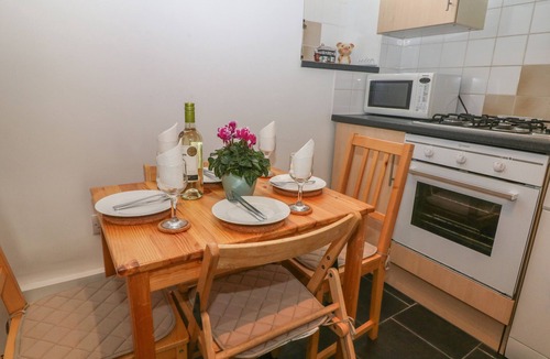 Tideswell Cottage | Exchange Cottage