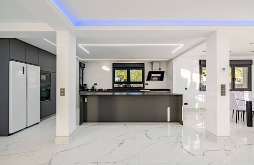 Fuente el Saz de Jarama Villa | Exclusive Villa Madrid Garden Bbq Pool Wifi