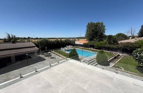 Fuente el Saz de Jarama Villa | Exclusive Villa Madrid Garden Bbq Pool Wifi