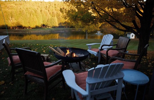 Alton House | Exclusive 100-Acre Modern Estate Designed Home