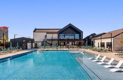 Pflugerville Apartment | Exclusive 1BR Luxe Haven in Ideal Spot