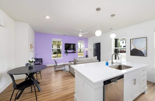 Pflugerville Apartment | Exclusive 1BR Luxe Haven in Ideal Spot!