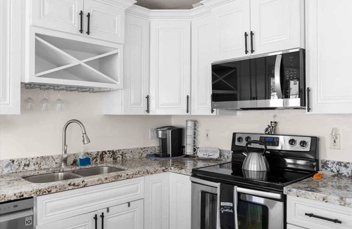 Mesa Grande House | Exclusive 3BR: Pool, hot tub, BBQ grill