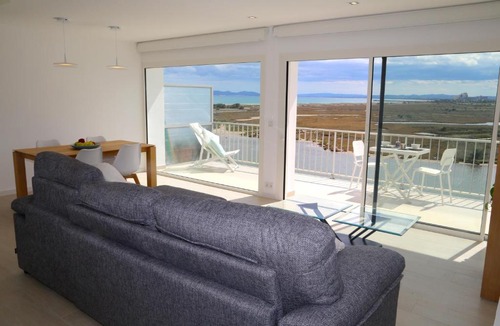 Santa Margarida Apartment | Exclusive Aiguamolls