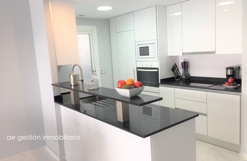 Els Arenals del Sol Apartment | Exclusive apartment with frontal sea views (3 bedrooms/2 bathrooms)