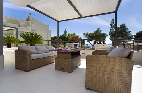Promajna Apartment | Exclusive apartment in a dream location by the sea.