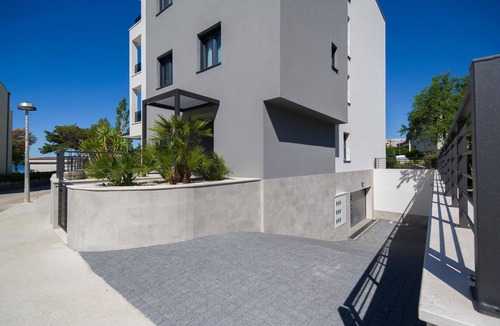 Promajna Apartment | Exclusive apartment in a dream location by the sea.