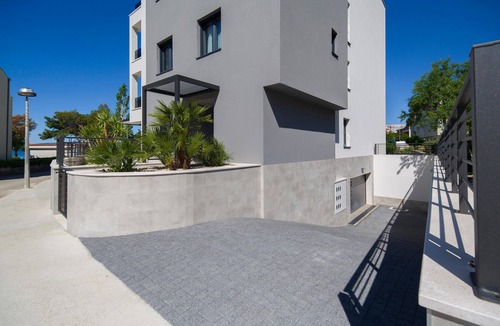 Promajna Apartment | Exclusive apartment in a dream location by the sea.