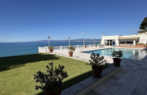 Salou City Centre Apartment | Exclusive apartment in Salou - Sea view, parking and air conditioning