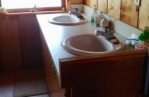 Pulaski House | Exclusive Beachfront Paradise