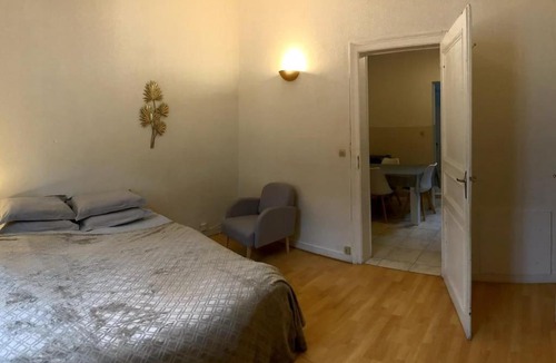 Nord - Gare Apartment | Exclusive building for groups