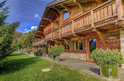 Demi-Quartier Ski Chalet | Exclusive Chalet Demi-Quartier · Mont Blanc View