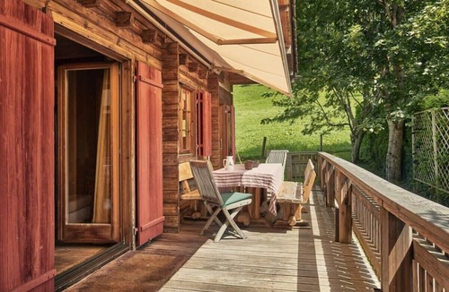 Gstaad Villa | Exclusive, Charming 4 Bedroom Chalet near Gstaad