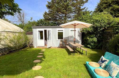 Ormskirk Cabin | Exclusive Countryside Yurt + Cabin!