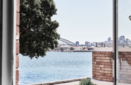 Darling Point Apartment | Exclusive Darling Apt Harbour View Balcony