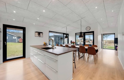Vinderup Cottage | Exclusive holiday home with panoramic views of the Limfjord - 5001