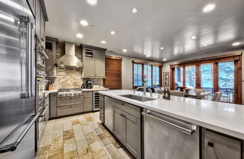 Sierra Shores Condo | Exclusive Lakefront Luxury by Heavenly, Hot Tub, Views | PEAK SS14