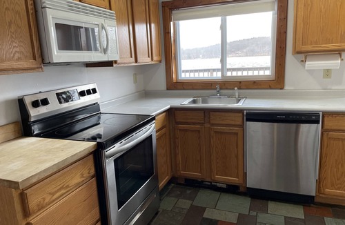 Jefferson House | Exclusive Lakehouse