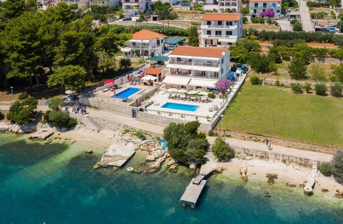 Seget Donji Apartment | EXCLUSIVE LOCATION, BEACH APARTMENT "IVONA"! NEW OPEN SWIMMING POOL!