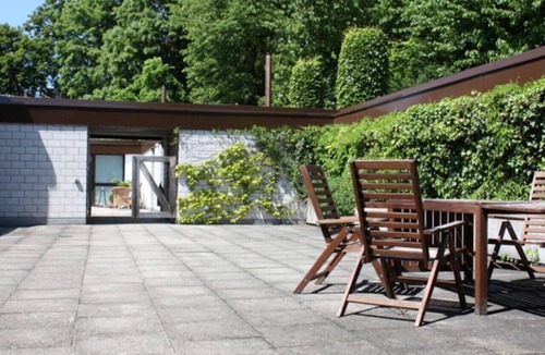 District 8 Apartment | Exclusive Loft in Seefeld `Mühle`