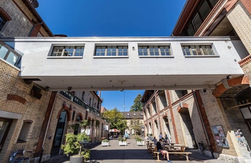 District 8 Apartment | Exclusive Loft in Seefeld `Mühle`