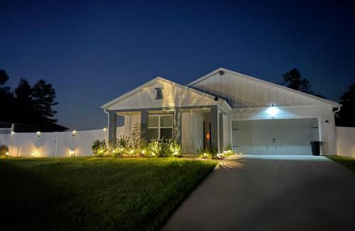 Ocala Villa | Exclusive Master Suite